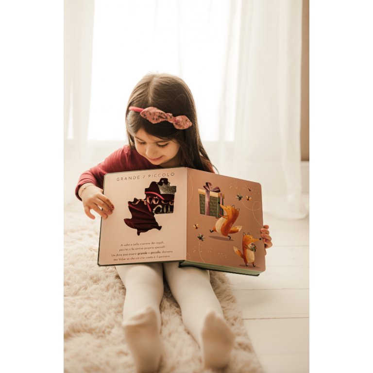 Om Books International Touch And Feel Opposites